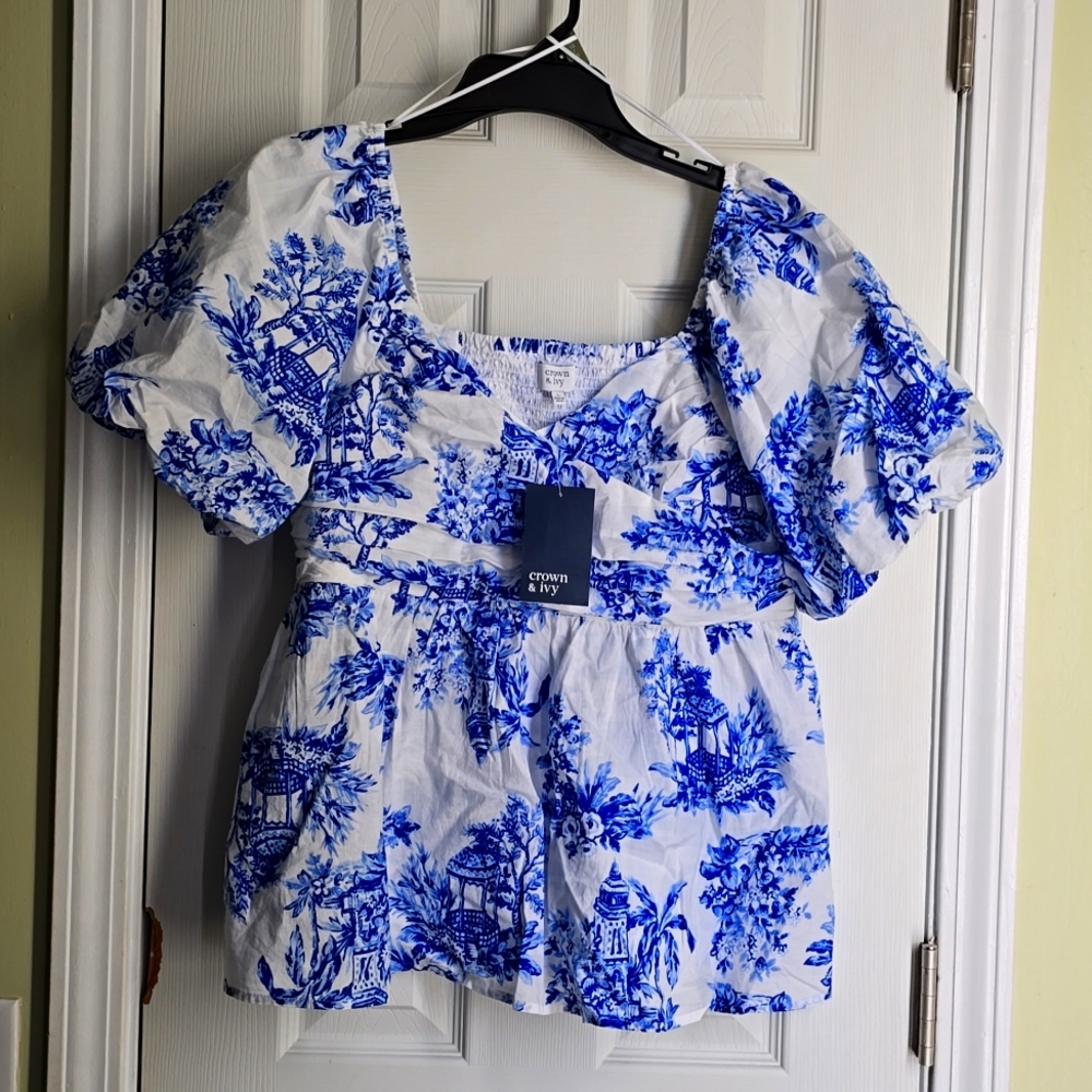 NWT Women's shirt